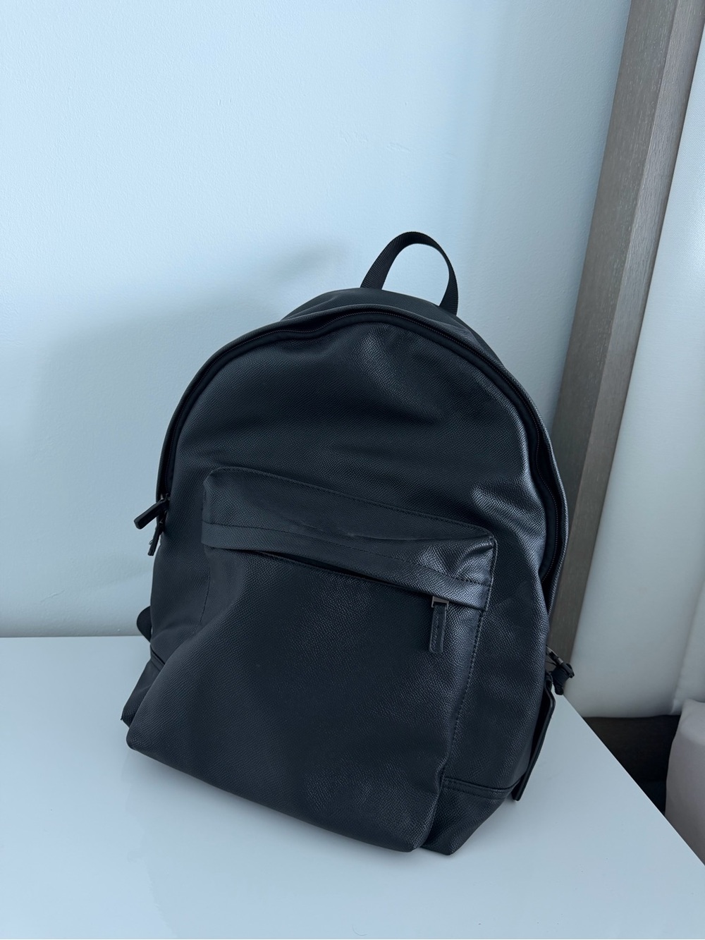 Black Backpack Like New - Picture 3 of 10